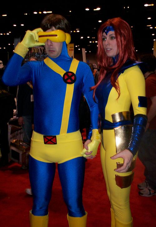 Our C2E2 2011 Photo Archive, Part 1 of 2: Heroes in Chicago « Midlife ...